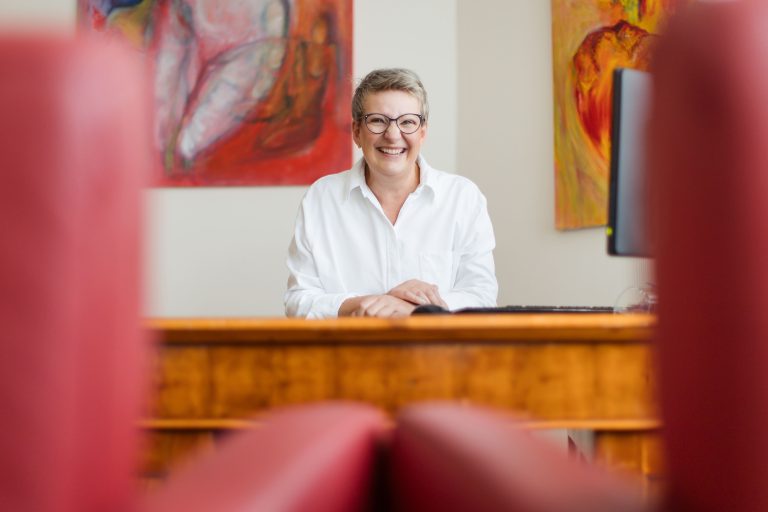 Frau Dr
